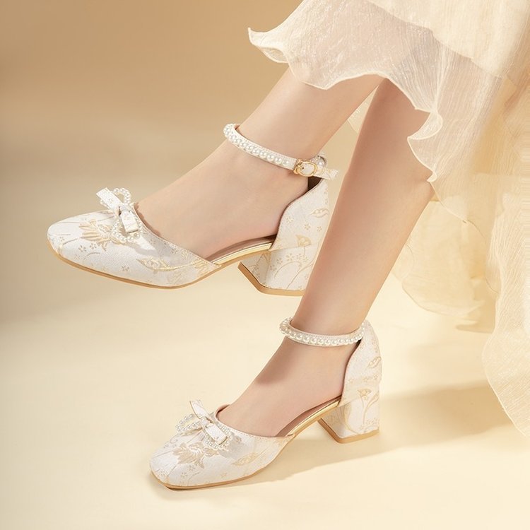 Damen elegante Pumps mit zierlichem Schleifenakzent und perlverziertem Riemen EB
