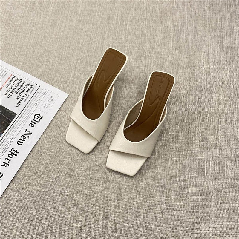Damen elegante Mules mit geschwungenem Design EB