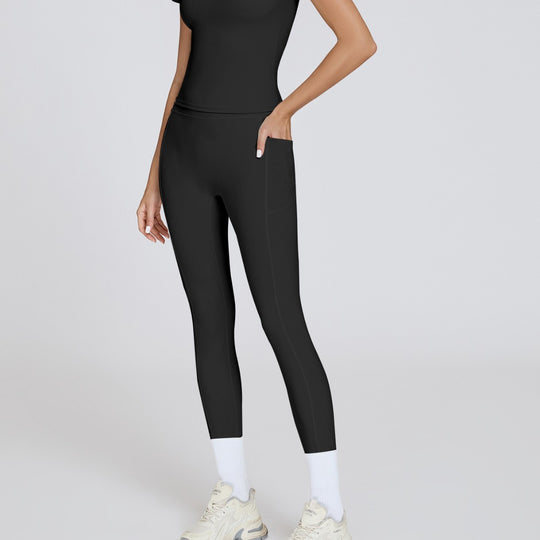Damen Sportliche Leggings mit elastischem Rippmaterial und ausgestellten Säumen EB