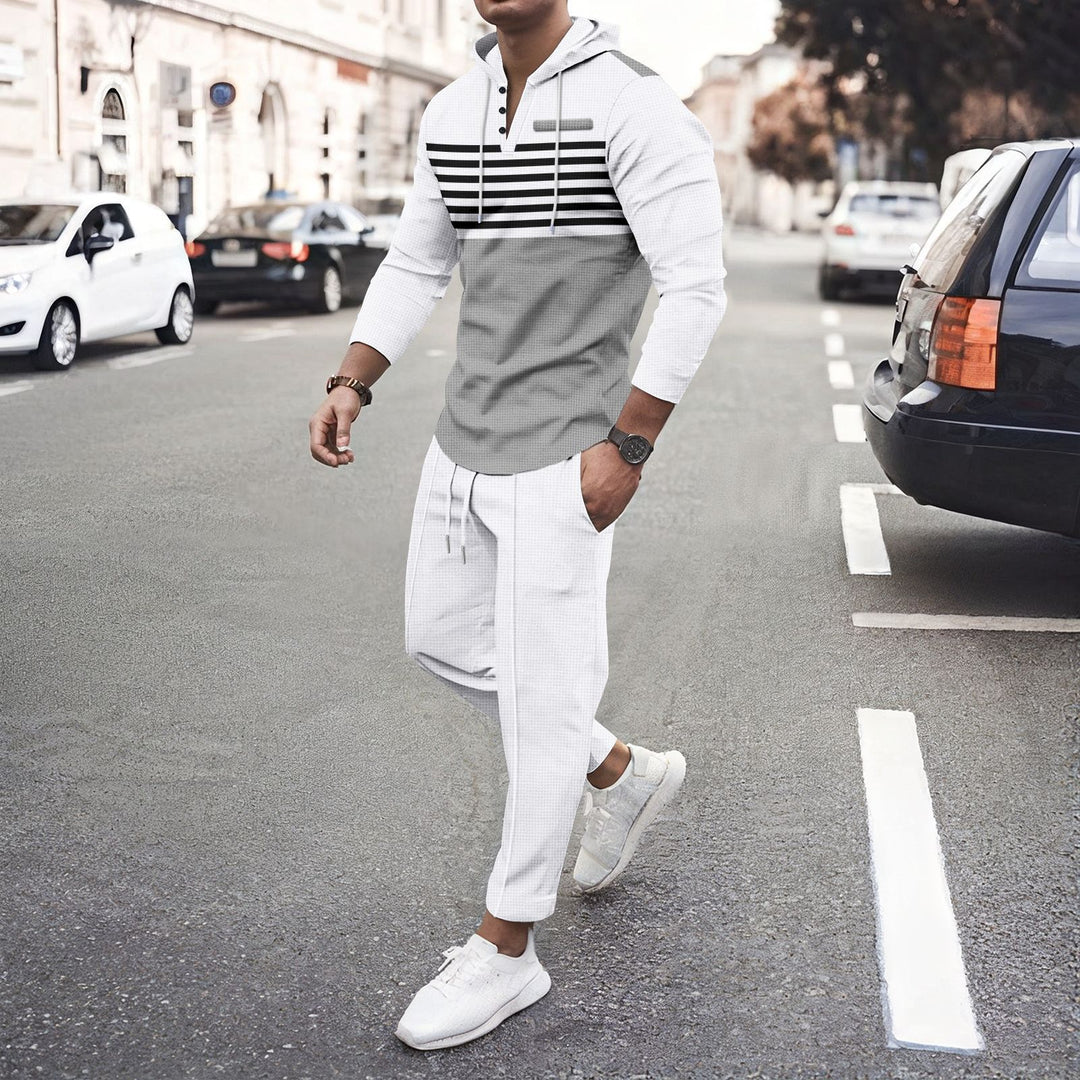 Herren nan urbanes Kapuzen-Henley Freizeitset mit Streifenpasse und gekürzter Joggerhose EB
