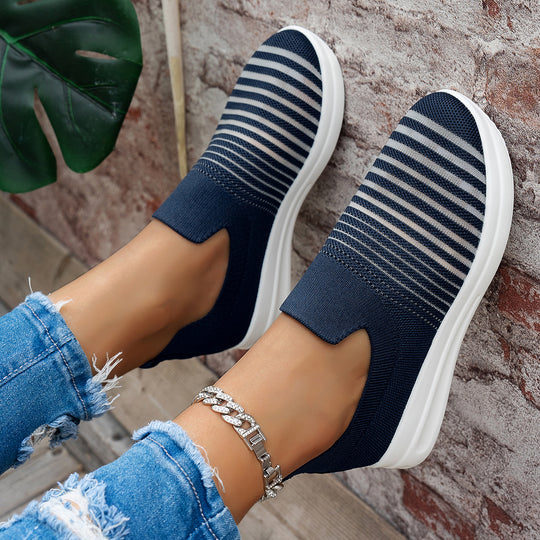 Damen Slip-On Sneakers mit flexiblem Obermaterial und rutschfester Sohle EB