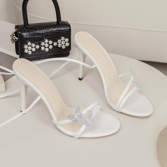 Damen Hochhackige Sandalen mit funkelndem Schmetterlingsapplikation EB