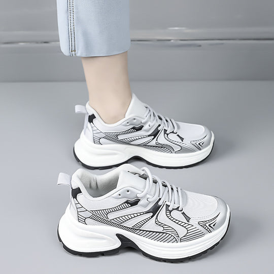 Damen Sportliche Sneakers mit atmungsaktiver Mesh-Oberfläche und stabilisierender Sohle EB