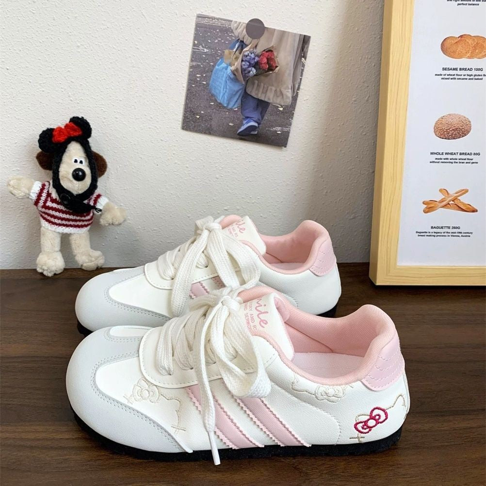 Damen Freizeitsneaker mit verspieltem Hello Kitty Design EB