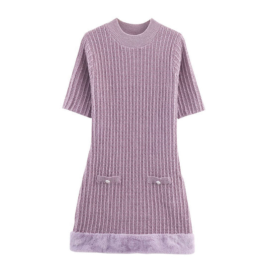 Damen Strickkleid mit dekorativen Taschen und kuscheligem Saum EB