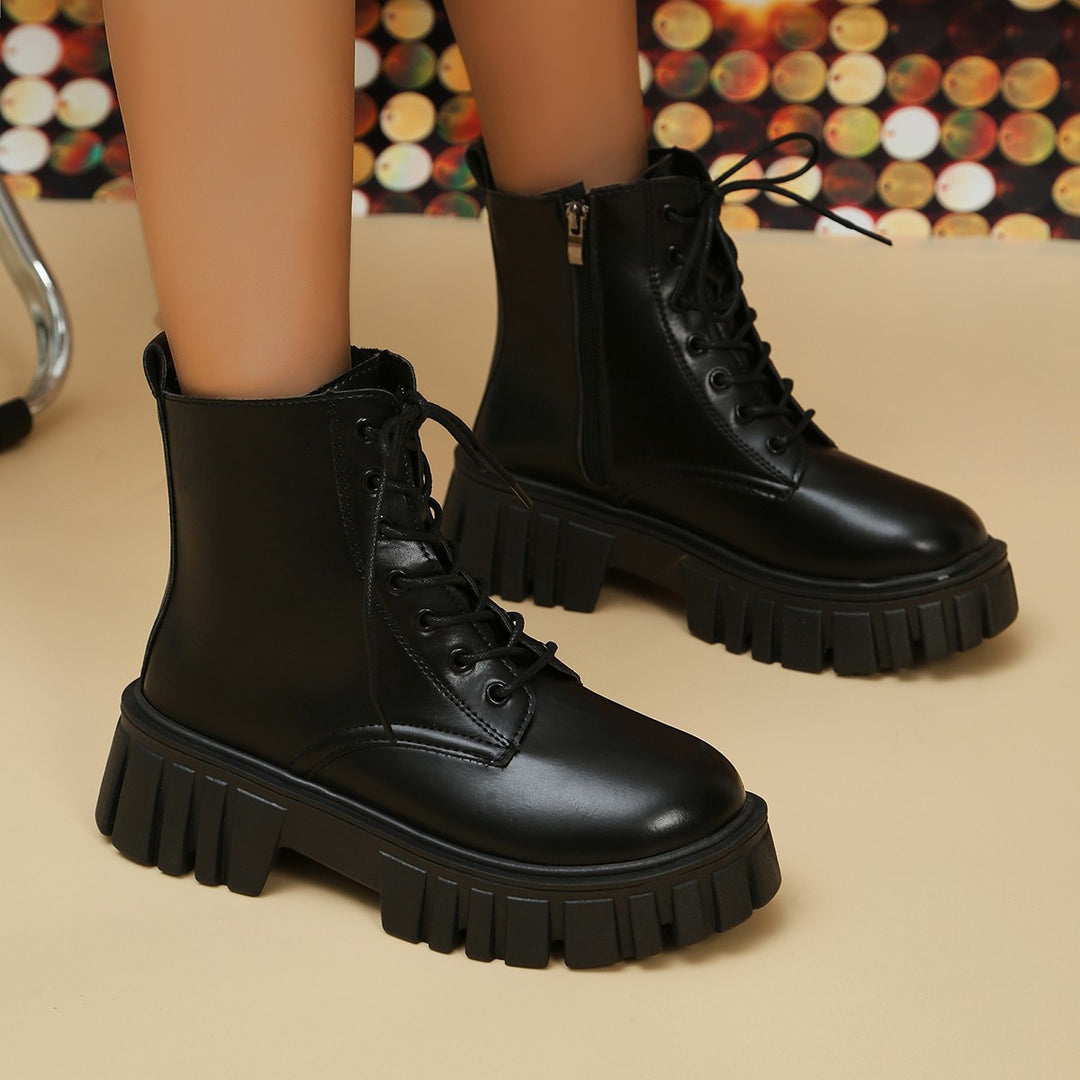 Damen Chunky Boots mit robustem Profil und praktischem Reißverschluss EB
