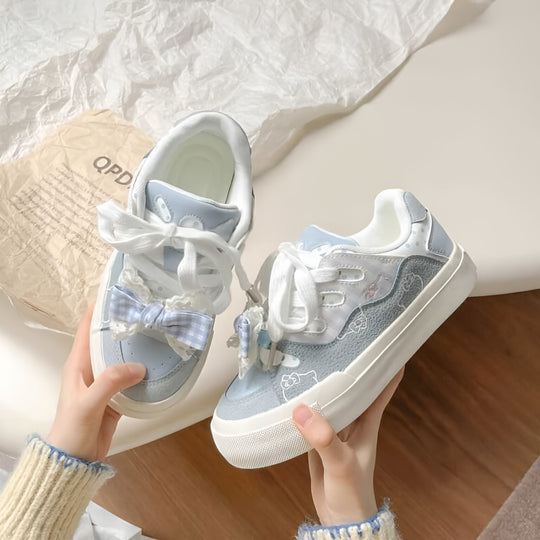 Damen Verspielte Sneakers mit Rüschendetail undem freundlichen Tiermotiven EB