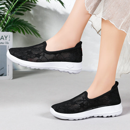 Damen Elegante und bequeme Slip-On Sneakers mit Spitzenoberfläche EB