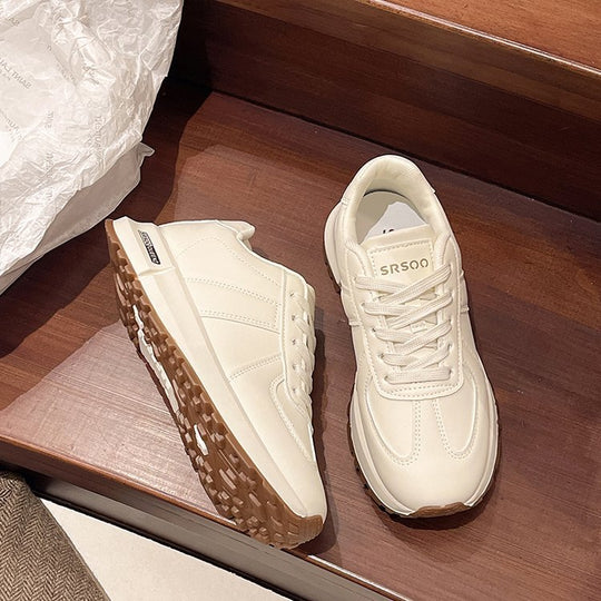 Damen Sportliche Sneakers mit innovativem Sohlenprofil und atmungsaktivem Obermaterial EB