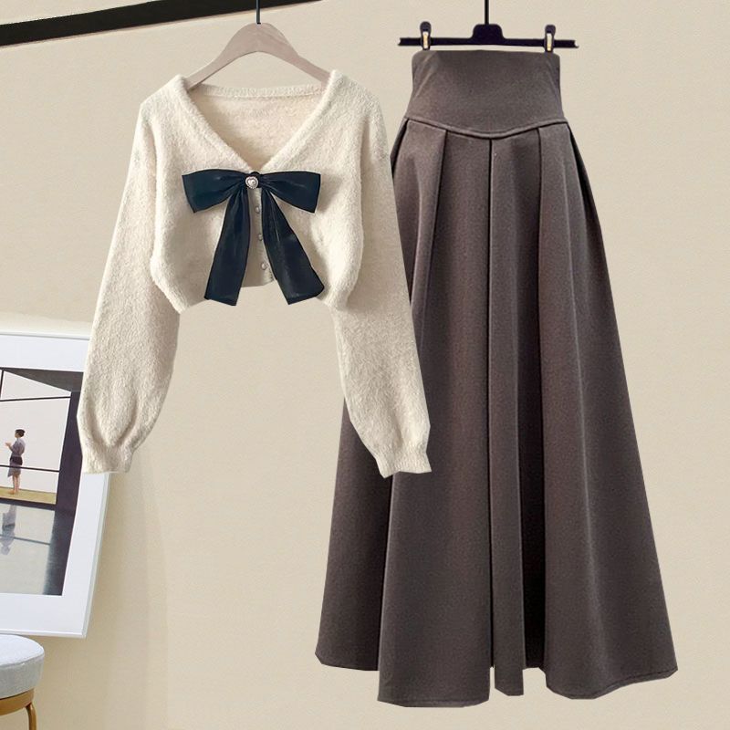 EB - Schickes Herbst Strickpullover & Plissee Rock Set für Damen