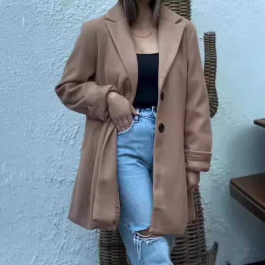 Damen Wollmantel mit eleganten Details EB