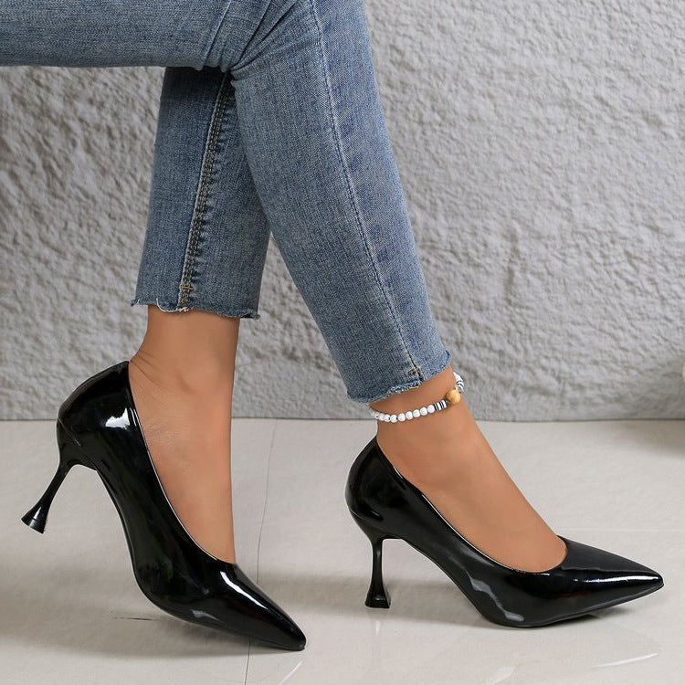 Damen Lackleder Stiletto-Pumps mit eleganter Absatzgestaltung EB