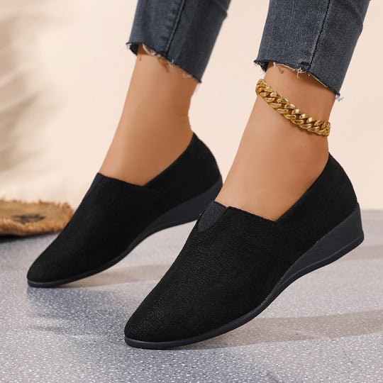 Damen geschlossene Slipper mit elegantem Keilabsatz EB