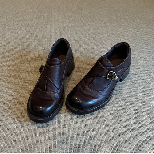 Damen schwarze Ankle Boots mit modischem Schnallenakzent und eleganter Absatzhöhe EB