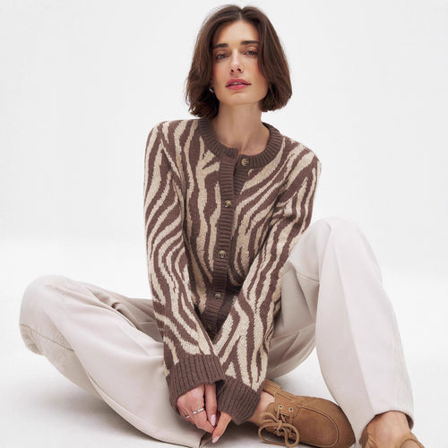 Damen Strickjacke mit elegantem Zebradesign und Knopfdetails EB