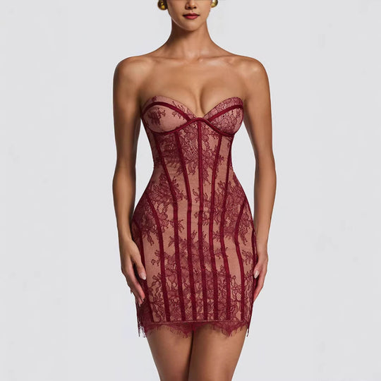 Damen verführerisches Spitzenkleid mit herzförmigem Ausschnitt und figurformendem Design EB
