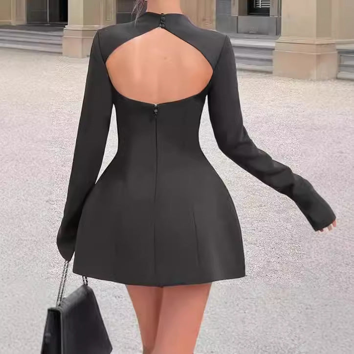 Damen Elegantes Mini-Kleid mit hochgeschlossenem Hals und ausgestelltem Saum EB