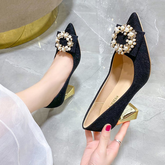 Damen elegante Pumps mit perlverzierten Akzenten EB