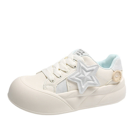 Damen Sneakers mit leichtem Profil und trendy Sternen-Details EB