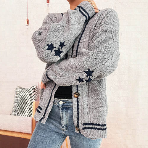 Damen gemütliche Strickjacke mit Sternen-Applikationen und modernen Details EB