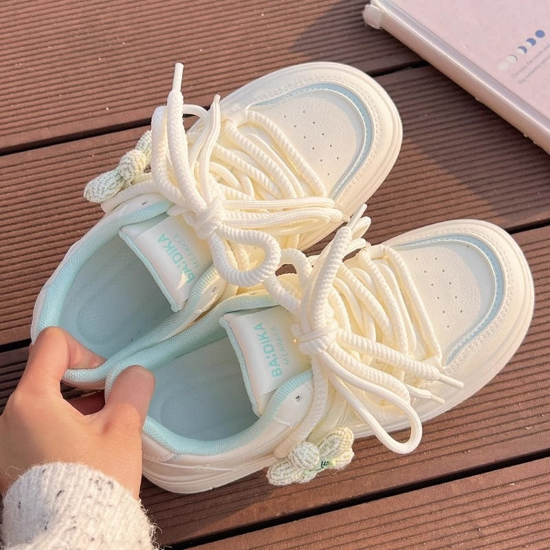 Damen Sportliche Sneakers mit floralem Applikationsdesign und atmungsaktiver Sohle EB
