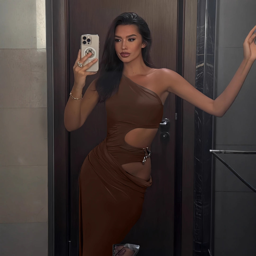 Damen Körperbetontes Maxikleid mit asymmetrischem Schnitt und exklusiven Cut-Out-Details EB