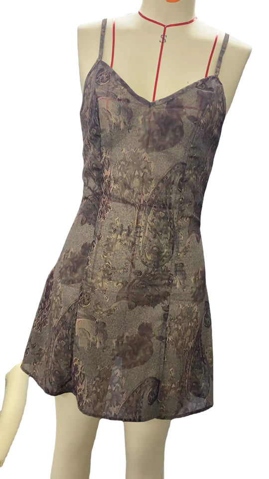 Damen Sommerliches Satin Kleid mit raffiniertem V-Ausschnitt und seitlichem Schlitz EB