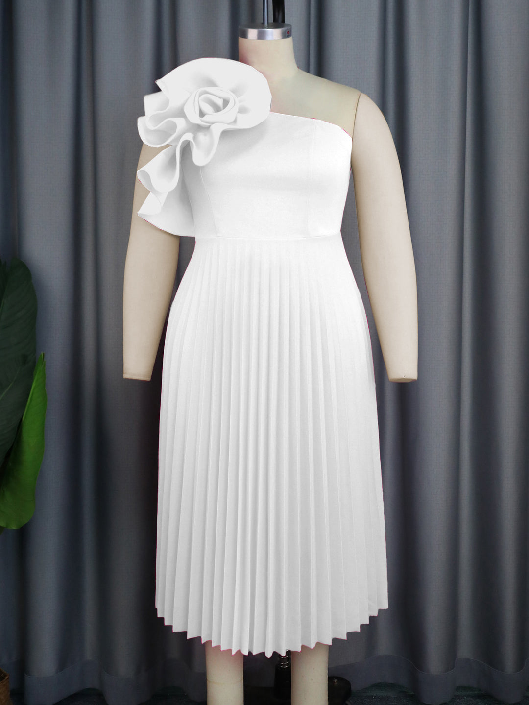 Damen elegantes Cocktailkleid mit voluminöser Blütenapplikation EB