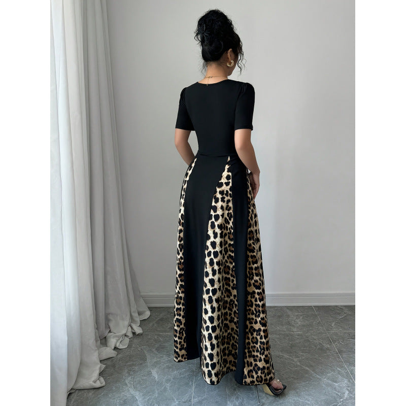 Damen Maxikleid mit elegantem Schnitt und modischem Tiermuster EB