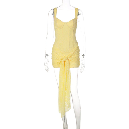 Damen Elegantes Kleid mit Spitzenverzierungen und Raffungsdetails EB
