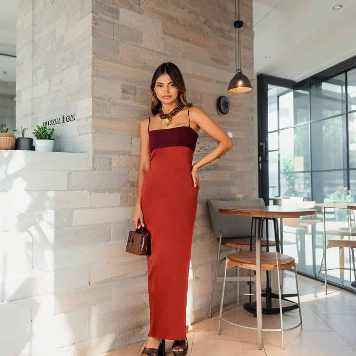 Damen Elegantes, schulterfreies Abendkleid mit Raffungen und Beinschlitz EB