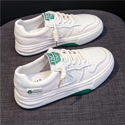 Damen Sportliche Sneakers mit atmungsaktiver Oberflächenstruktur und verstärkter Sohle EB