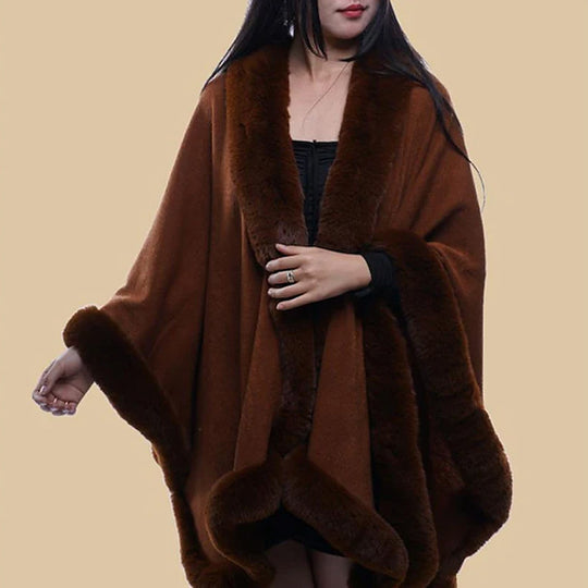 Damen Kunstfell-Cape mit voluminösem Kapuzenkragen und eleganter Felloptik EB