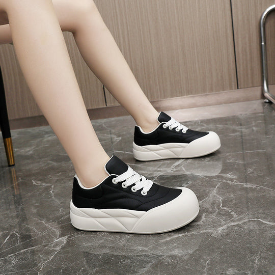 Damen Sneakers mit dickem Sohlenprofil und sportlichem Design EB