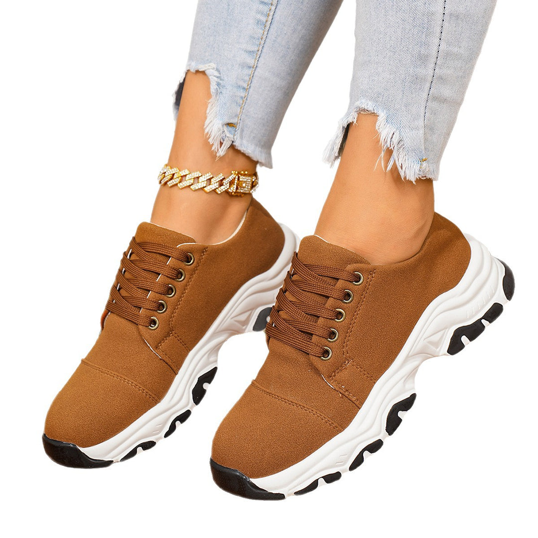 Damen sportliche Sneakers mit dynamischem Profil und atmungsaktivem Obermaterial EB