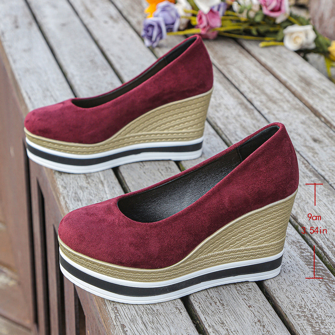 Damen Komfortable Wedge-Pumps aus weichem Veloursleder EB