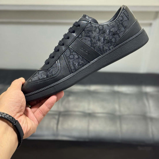 Damen Sneakers aus hochwertigem Leder mit elegantem Muster und rutschfester Sohle EB