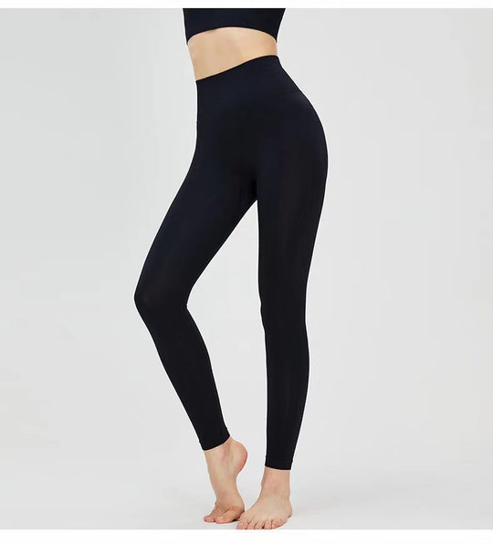 Damen Hochwertige Sportleggings mit nahtloser Konstruktion EB