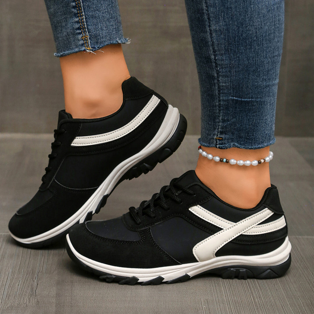 Damen Plateau-Sneaker mit robuster Profilsohle und gepolstertem Komfortfußbett EB