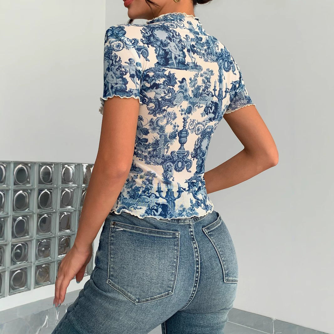 Damen Kurzes T-Shirt mit kreativem Druck und elegantem Stehkragen EB
