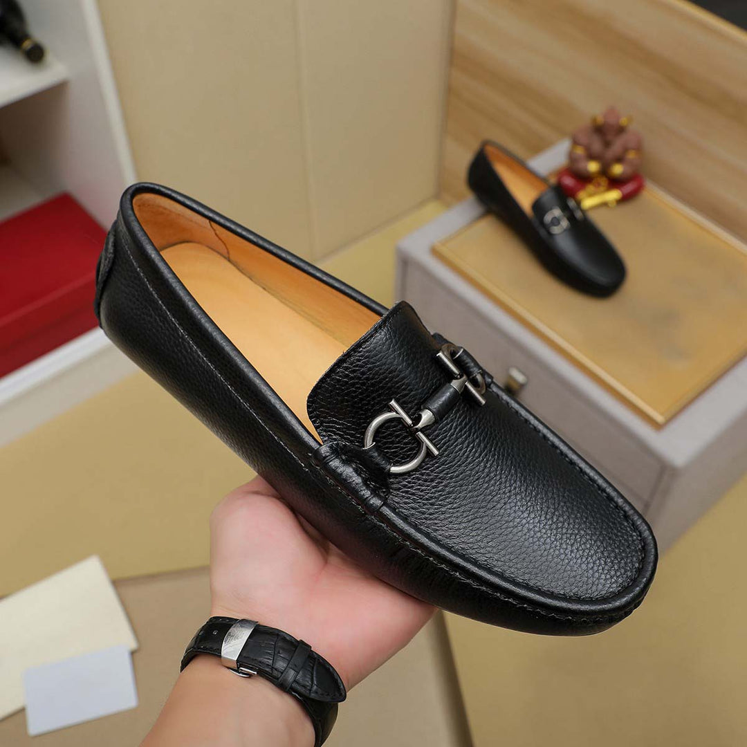 Damen Mokassins aus hochwertigem Leder mit elegantem Zierdetail EB