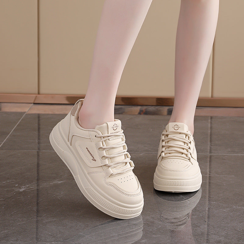 Damen Sportliche Sneaker mit ergonomischer Dämpfung und rutschfestem Profil EB