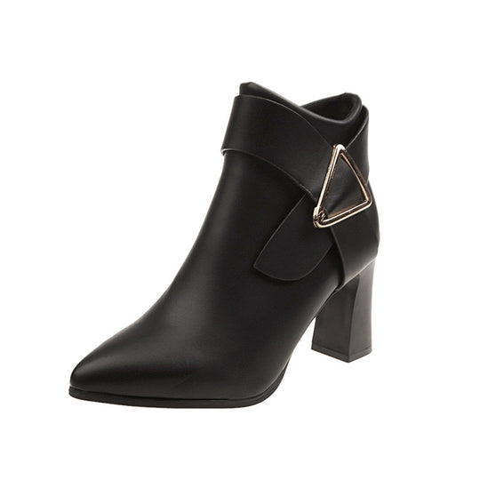 Damen elegante Stiefeletten mit modischem Riemen und geschmackvollem Schnallen-Detail EB