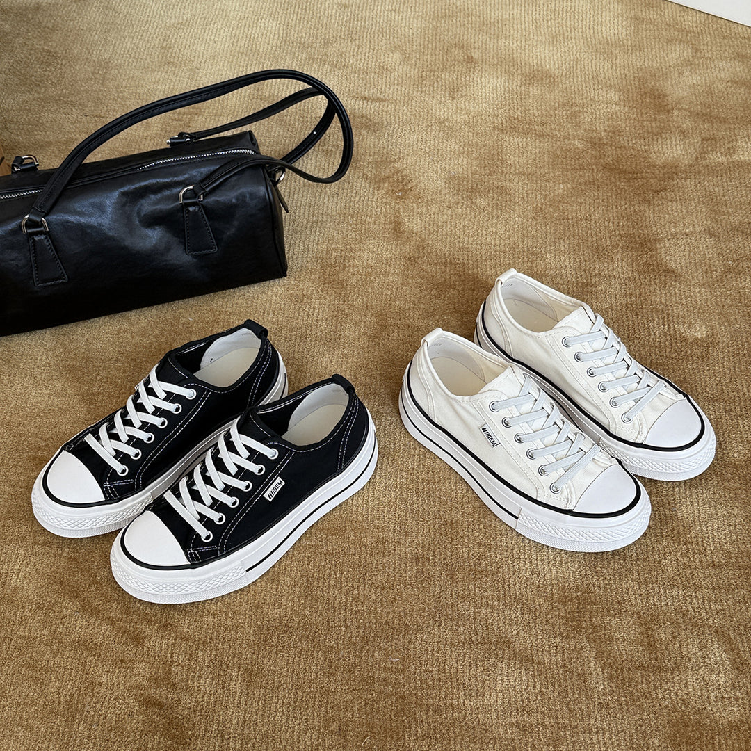 Damen Modische Sneakers im lässigen Stil mit auffälligen Schnürsenkeln EB