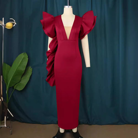 Damen figurumspielendes Abendkleid mit voluminösen Rüschenärmeln EB