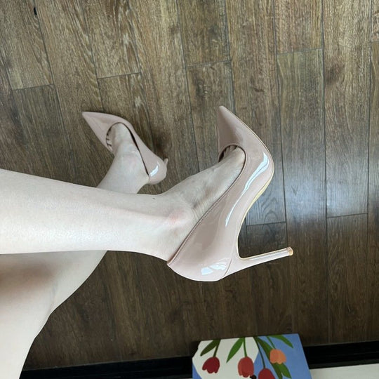 Damen spitze High Heel Pumps aus glänzendem Lackleder EB