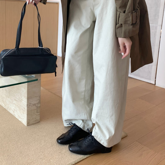 Damen Elegante Schnürschuhe mit modischem Lochmuster und hochwertigem Leder EB
