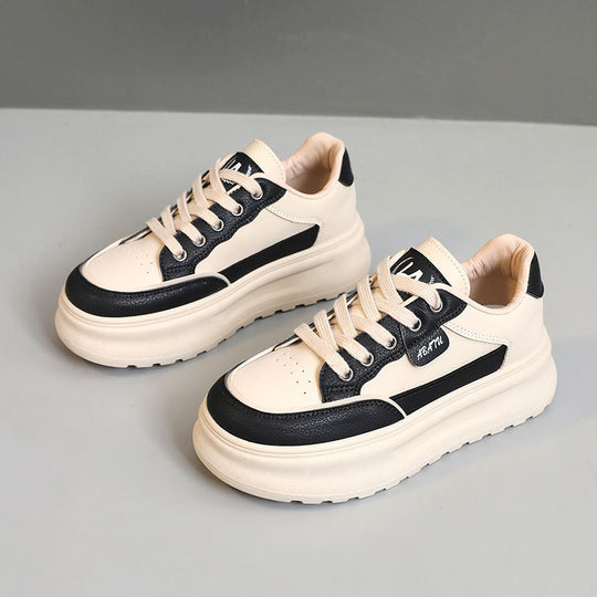 Damen Sportliche Plateau-Sneaker mit modischem Design und dämpfender Sohle EB