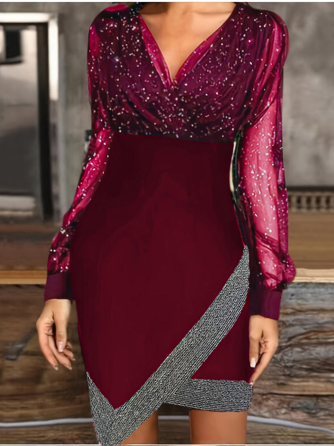 Damen Elegantes Wickelkleid mit funkelnden Details und transparenten Ärmeln EB