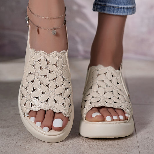 Damen Atmungsaktive Sandalen mit floralem Lochdesign EB